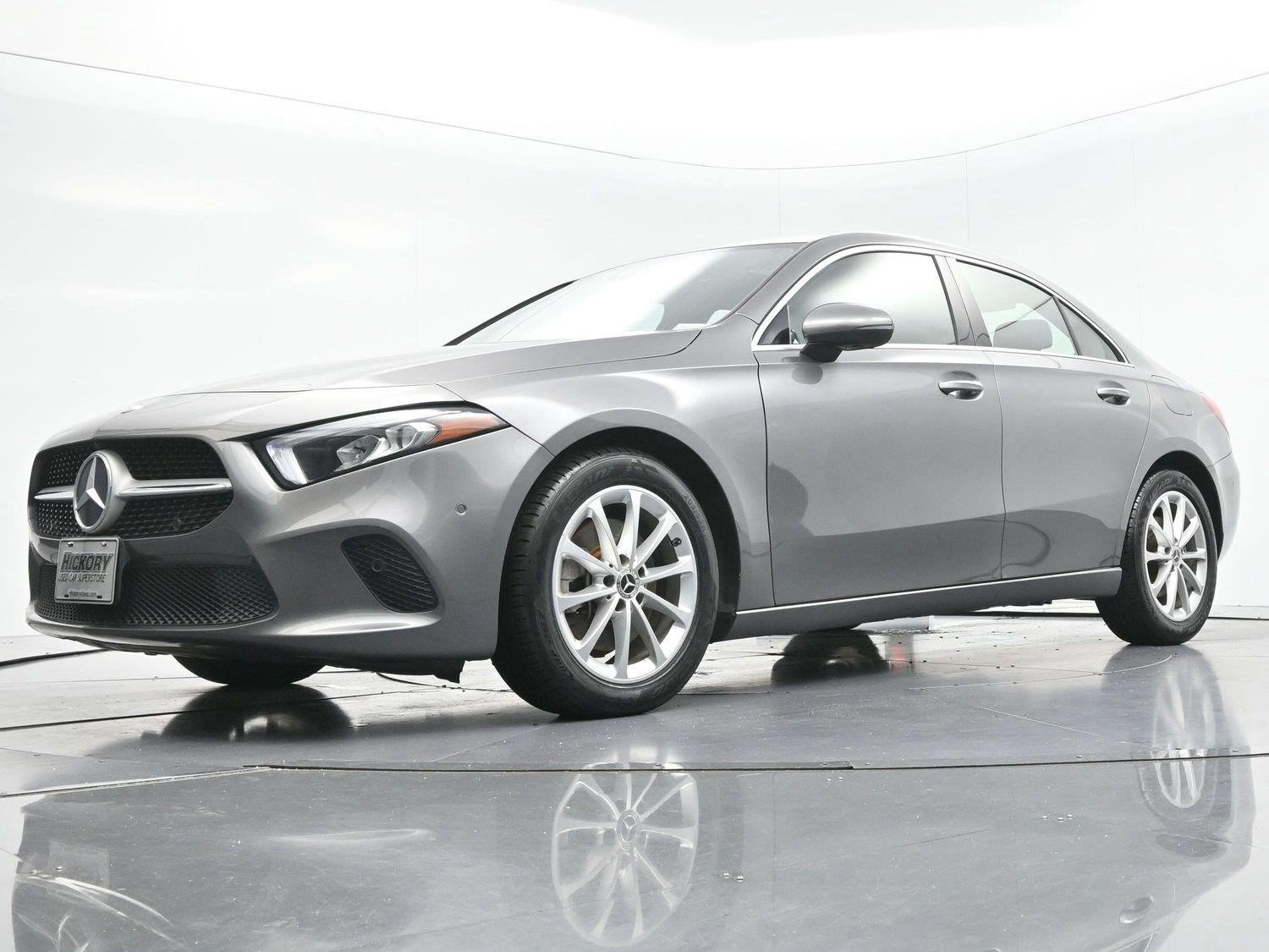 Used 2019 Mountain Grey Metallic Mercedes-Benz A 220 image 42