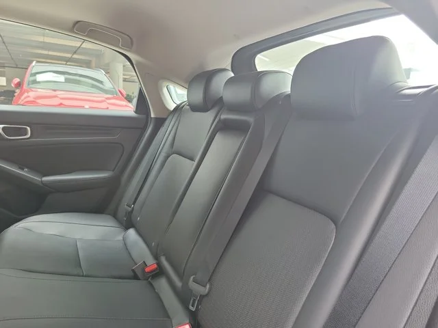 Used 2024 Gray Honda EX-L image 10