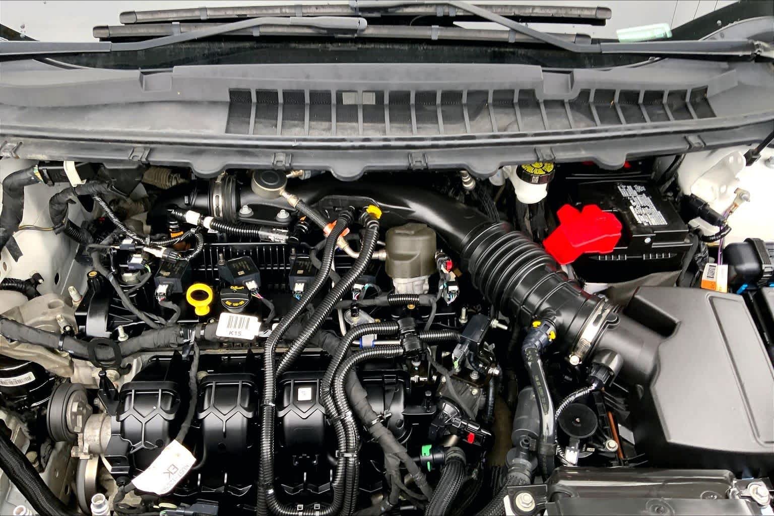 Used 2022 Oxford White Ford SEL image 28