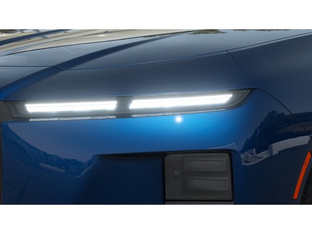 New 2027 Tanzanite Blue II Metallic BMW i7 image 6