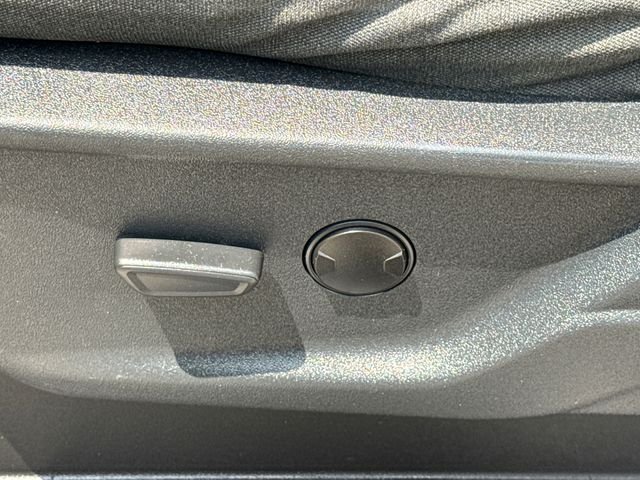 Used 2025 White Ford XLT image 19