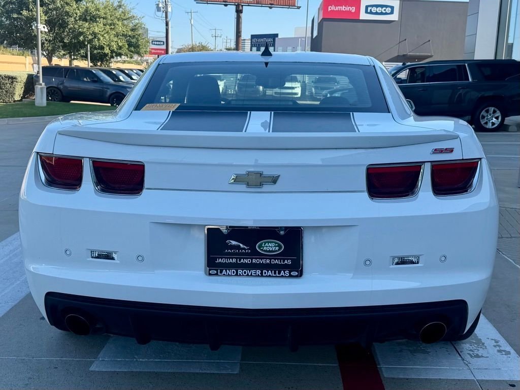 Used 2011 White Chevrolet SS image 3