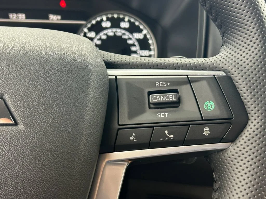 2026 Mitsubishi Outlander SE - Photo 29