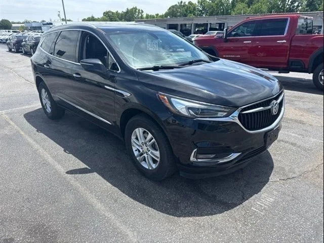 2020 Buick Enclave Essence AWD's photo