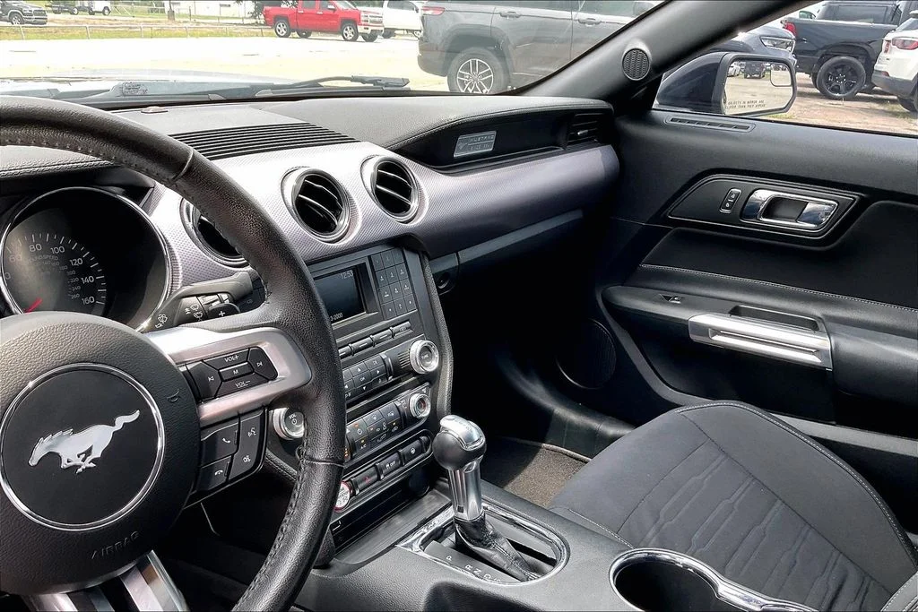 Used 2016 Black Ford GT image 7