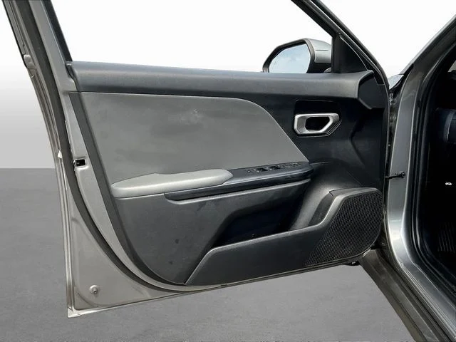Used 2025 Gray Kia LXS image 22