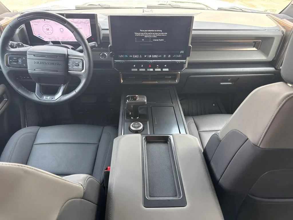 Used 2025 Interstellar White GMC 2X image 14