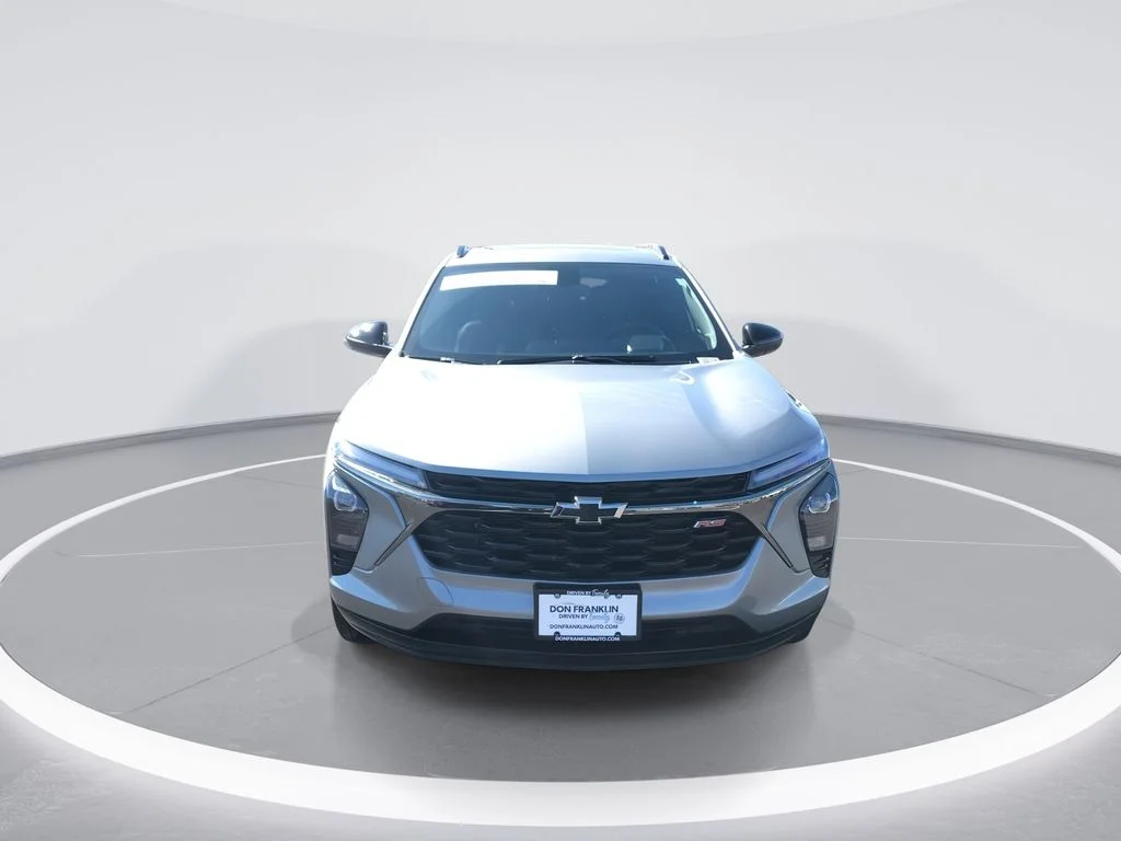 Used 2025 Gray Chevrolet 2RS image 3