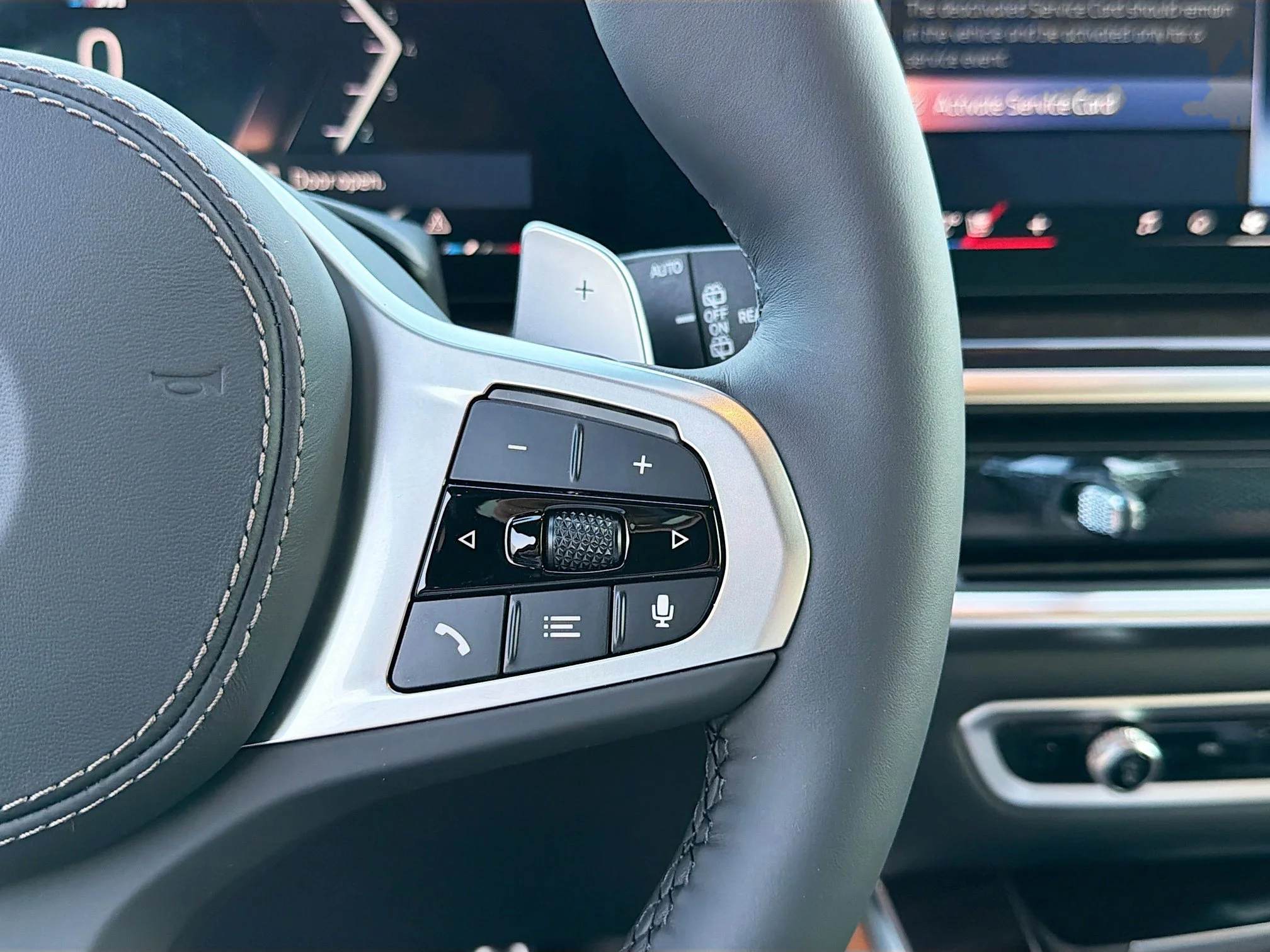 New 2026 Skyscraper Grey Metallic BMW xDrive40i image 38