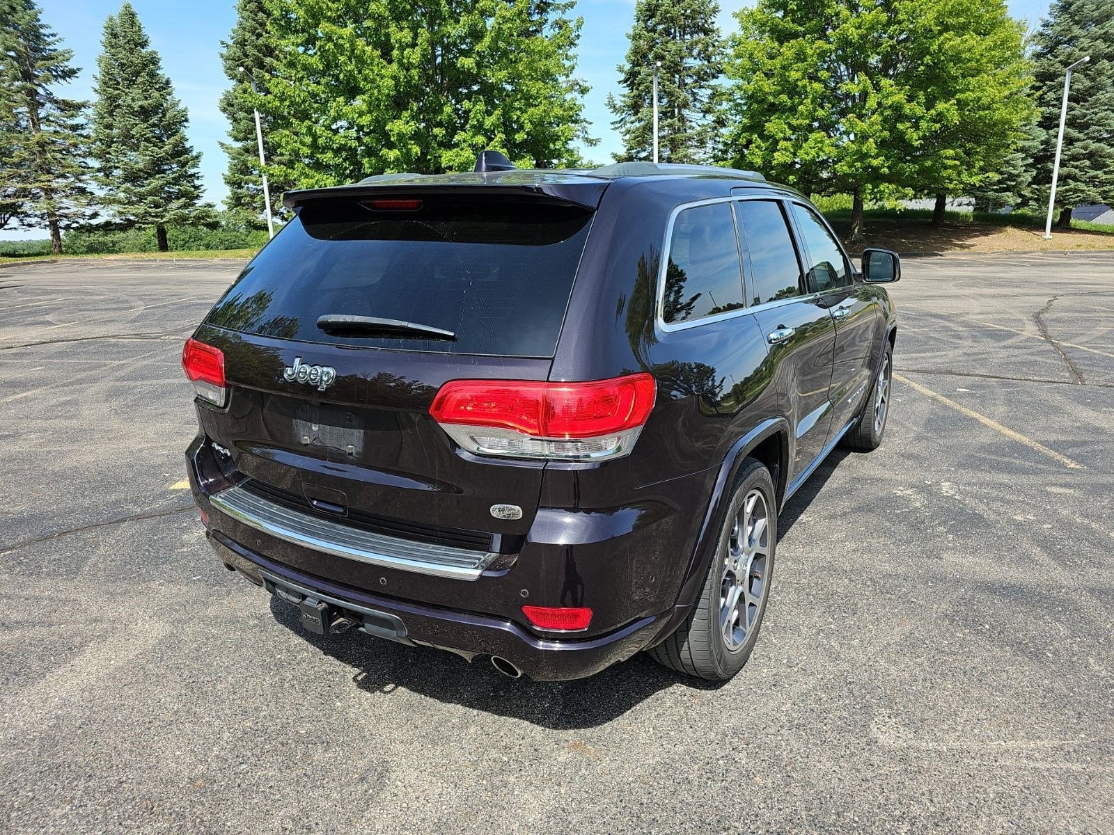 Used 2019 Sangria Metallic Clearcoat Jeep Overland image 5