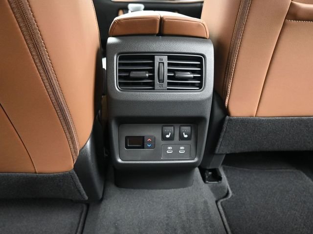 Used 2026 Black Nissan Platinum image 24