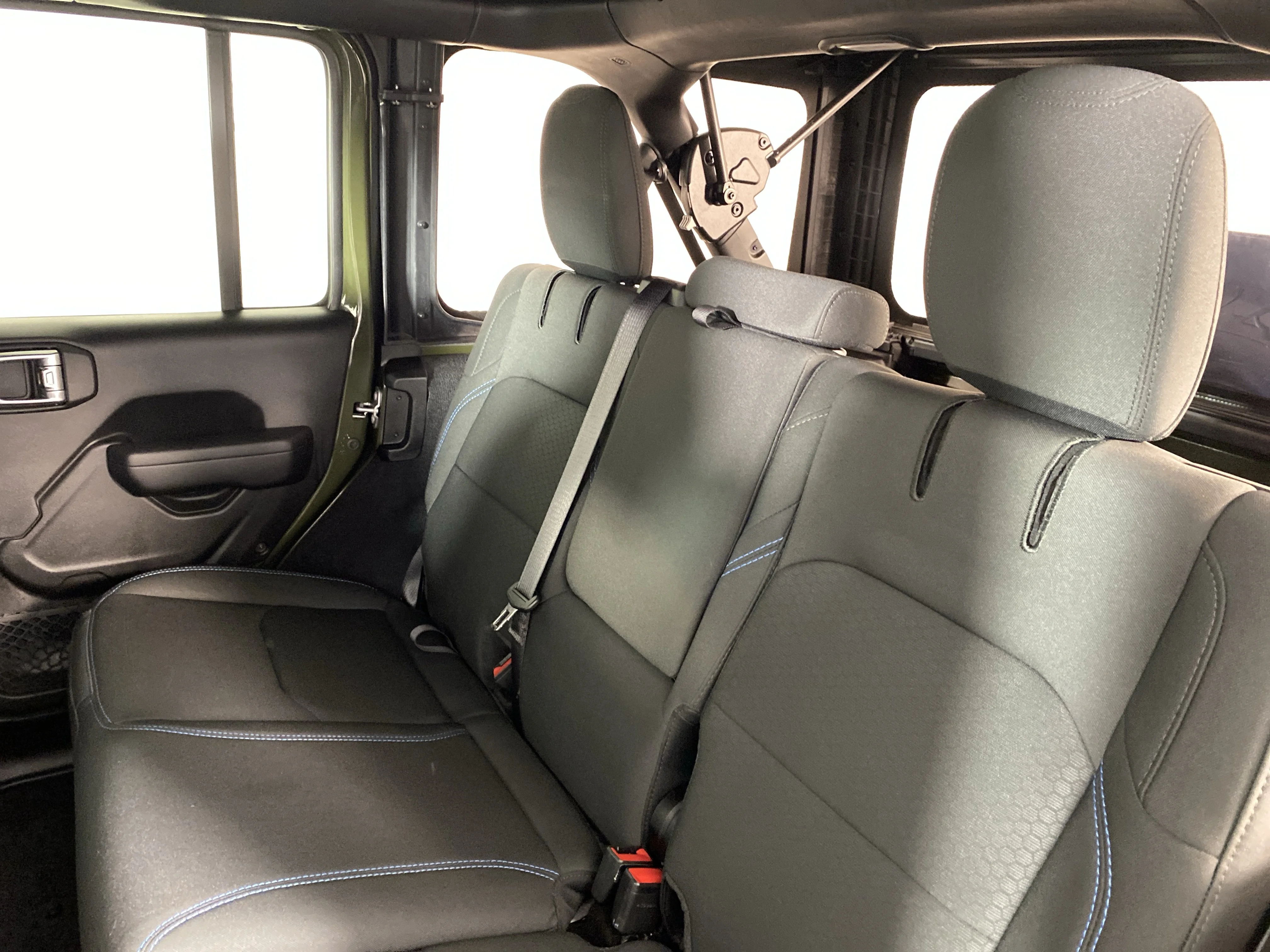 Used 2023 Sarge Green Clearcoat Jeep Rubicon image 32
