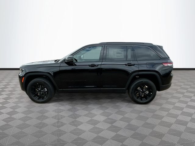 New 2026 Black Jeep Laredo Altitude image 4
