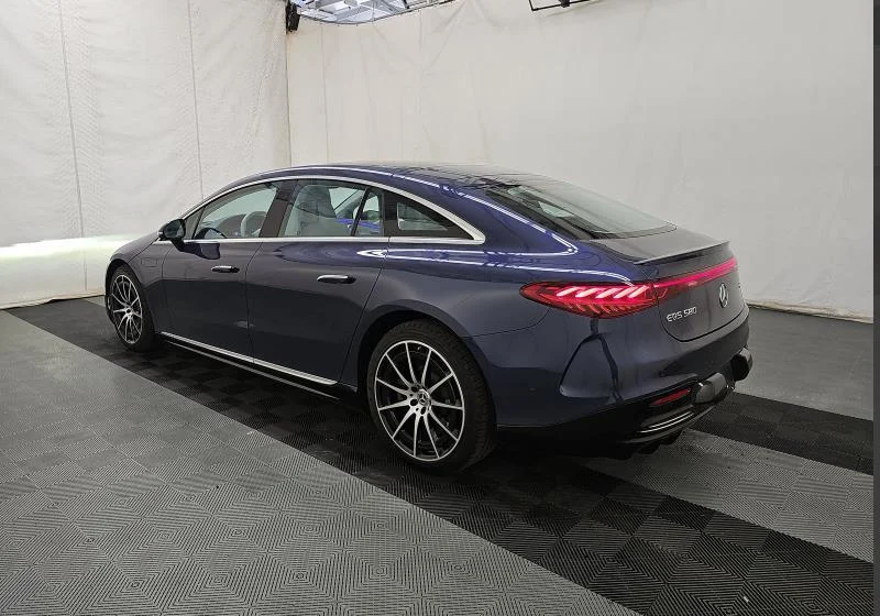 Used 2023 Twilight Blue Metallic Mercedes-Benz EQS 580 image 4