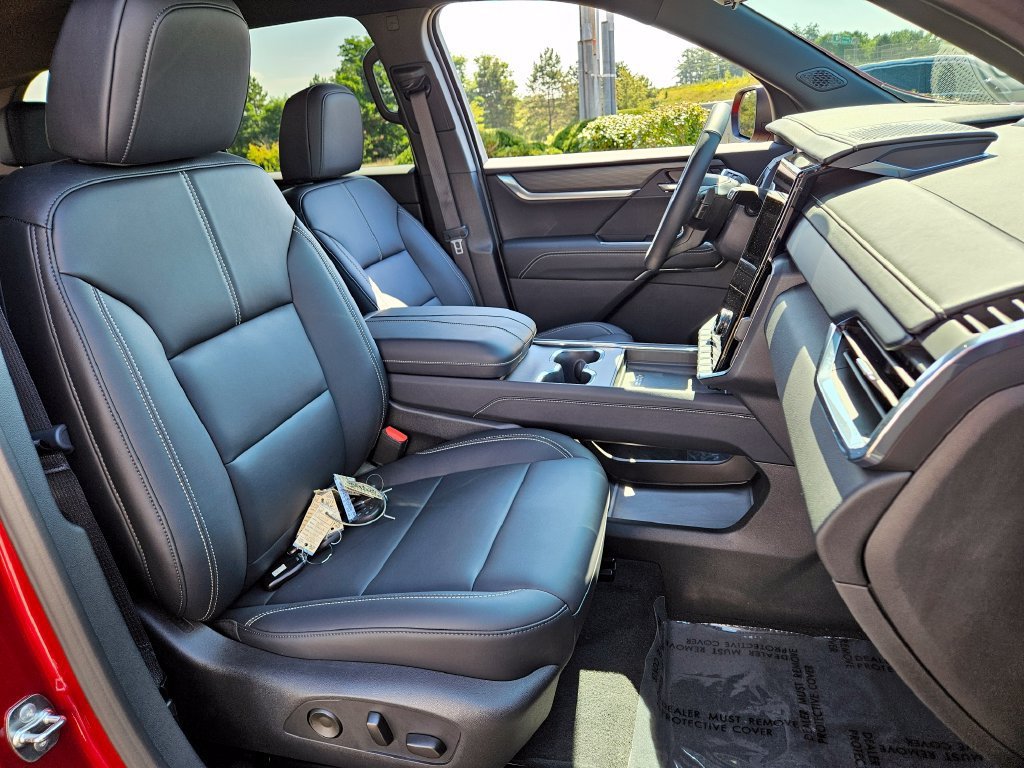 2026 GMC Acadia Elevation - Photo 13