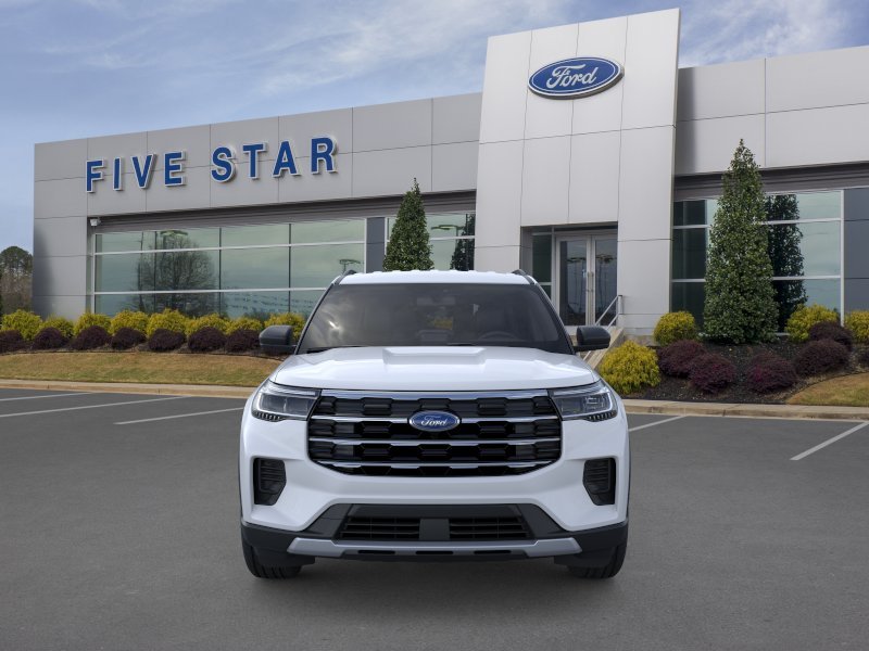 New 2026 Space White Metallic Ford Active image 7