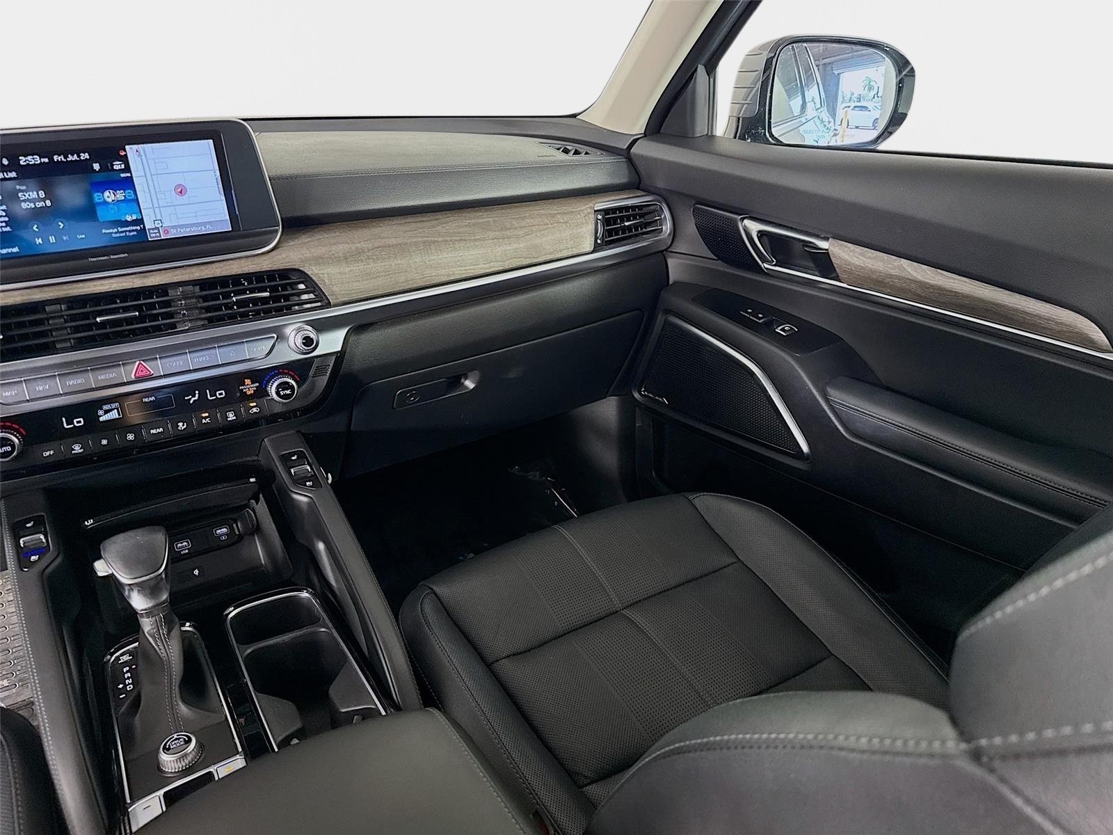 Used 2021 Everlasting Silver Kia SX image 26