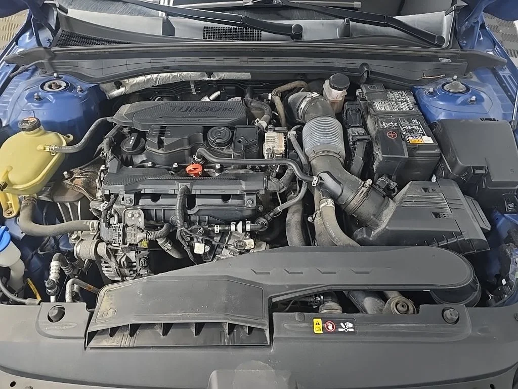 Used 2021 Blue Kia GT-Line image 12