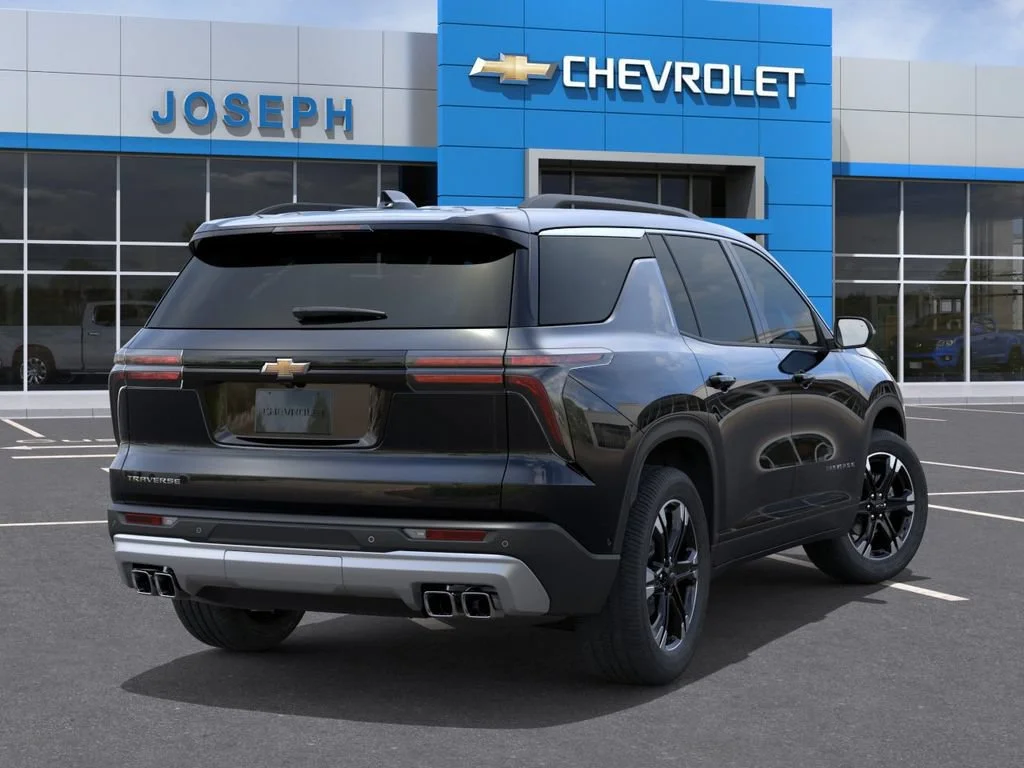 2027 Chevrolet Traverse LT - Photo 4