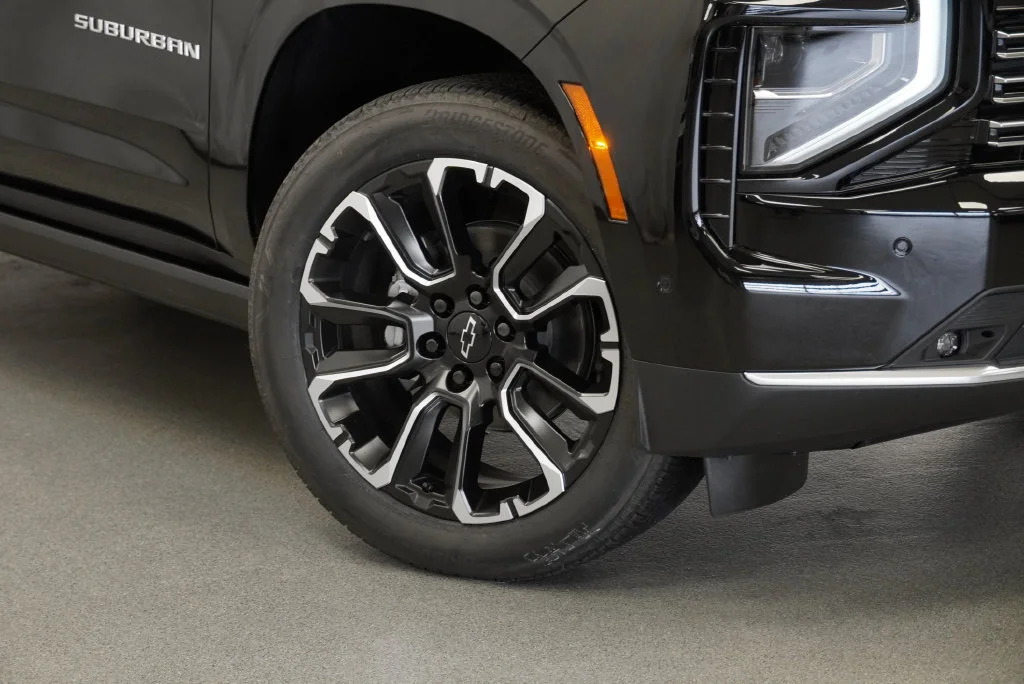 New 2026 Black Chevrolet High Country image 9
