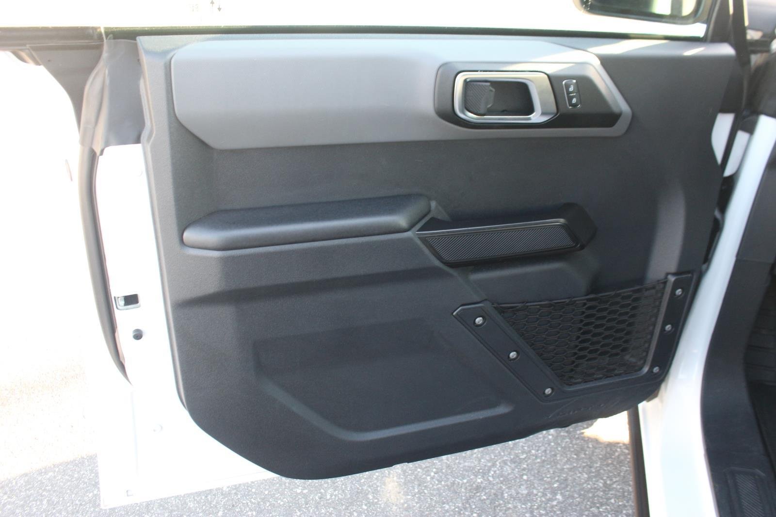 Used 2024 White Ford Black Diamond image 13