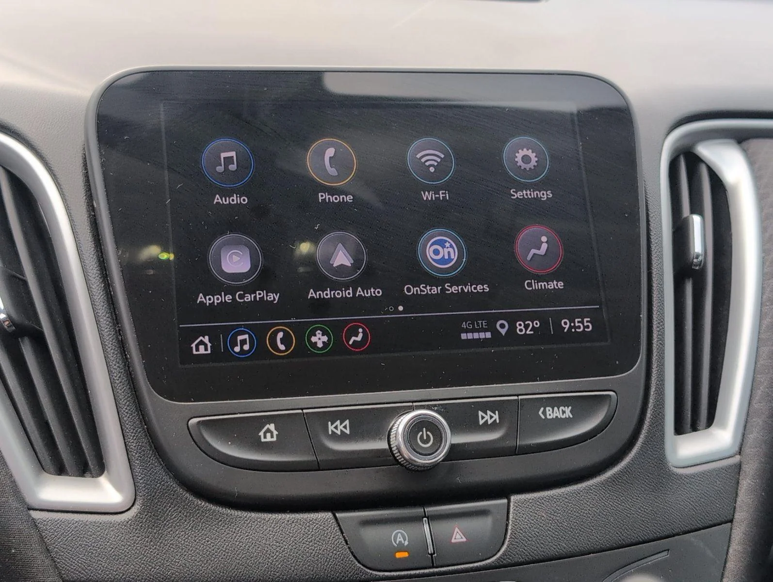 Used 2022 Summit White Chevrolet LT image 23
