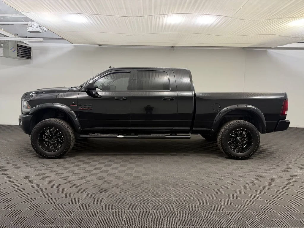 Used 2016 Brilliant Black Crystal Pearlcoat Ram Laramie image 2
