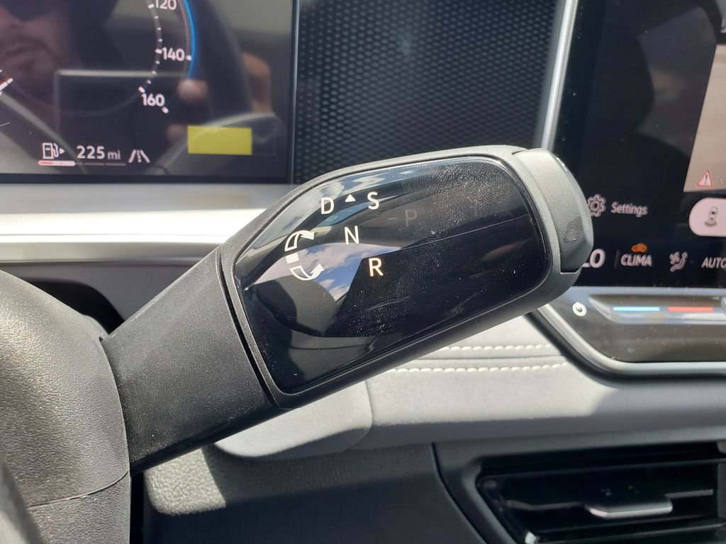 New 2026 Silver Volkswagen 2.0T SE image 16