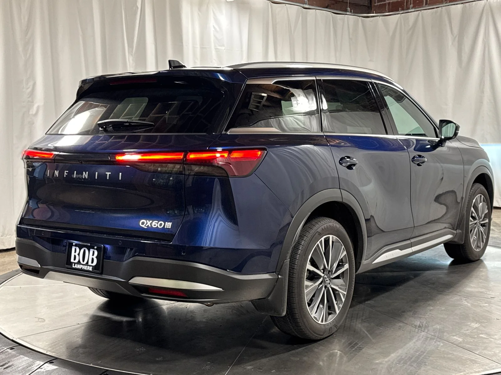 2026 INFINITI QX60 LUXE - Photo 10