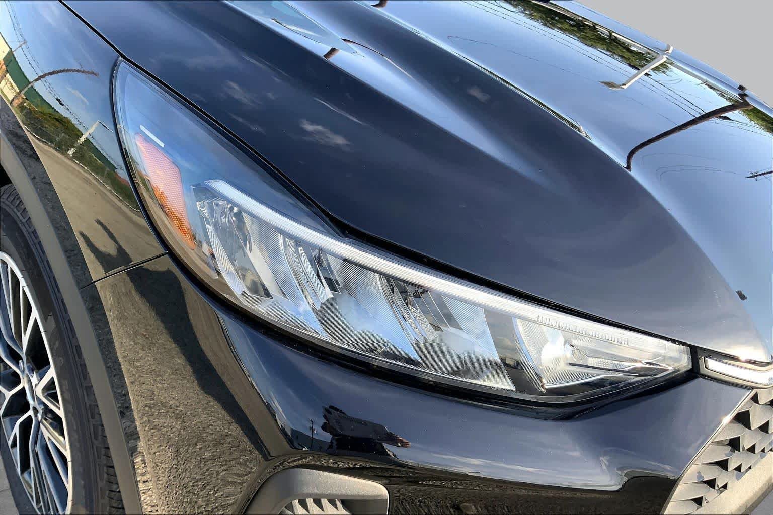 Used 2025 Agate Black Ford PHEV image 51
