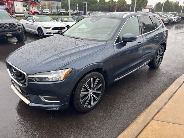 Used 2021 Blue Volvo T5 Inscription image 3