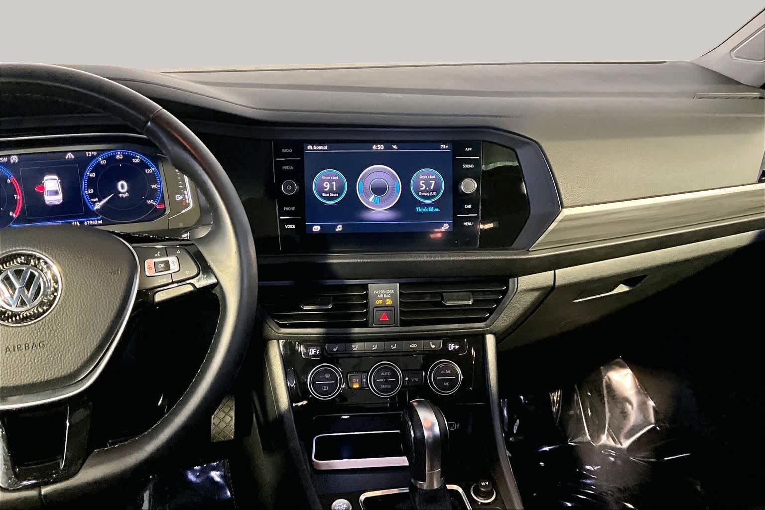Used 2019 Deep Black Pearl Volkswagen SEL image 7