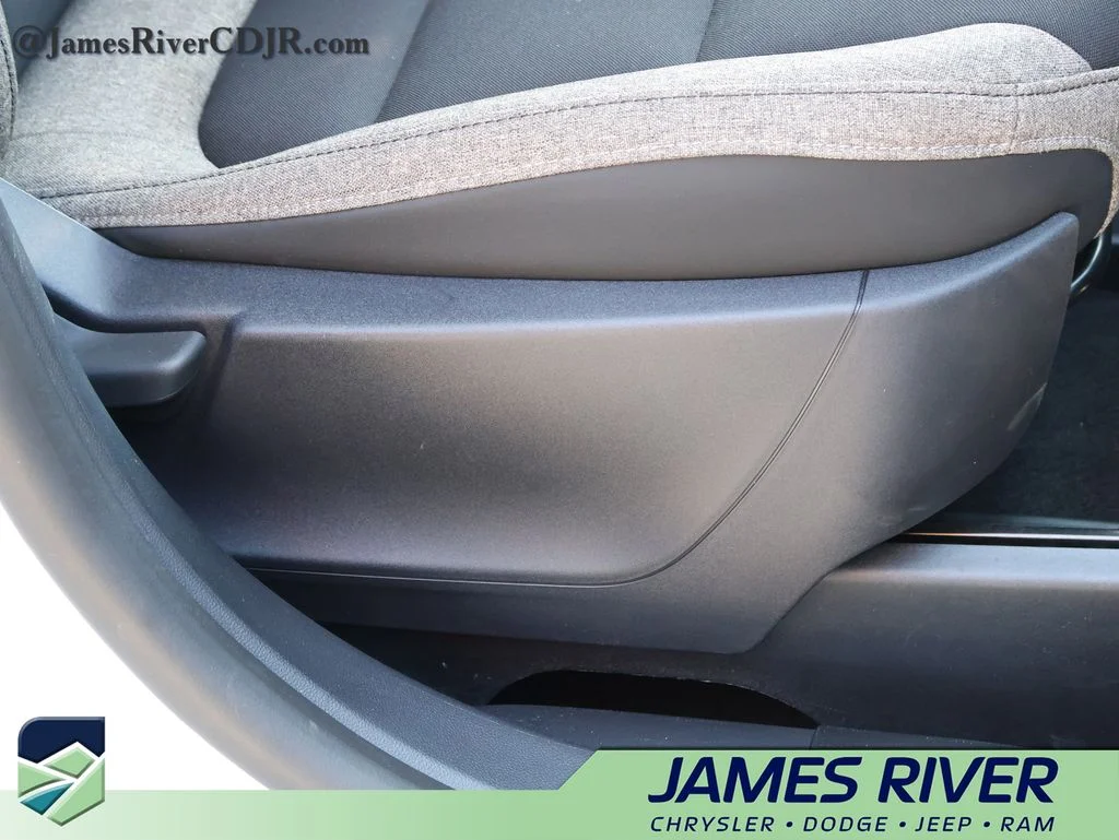 Used 2025 White Ford Big Bend image 10