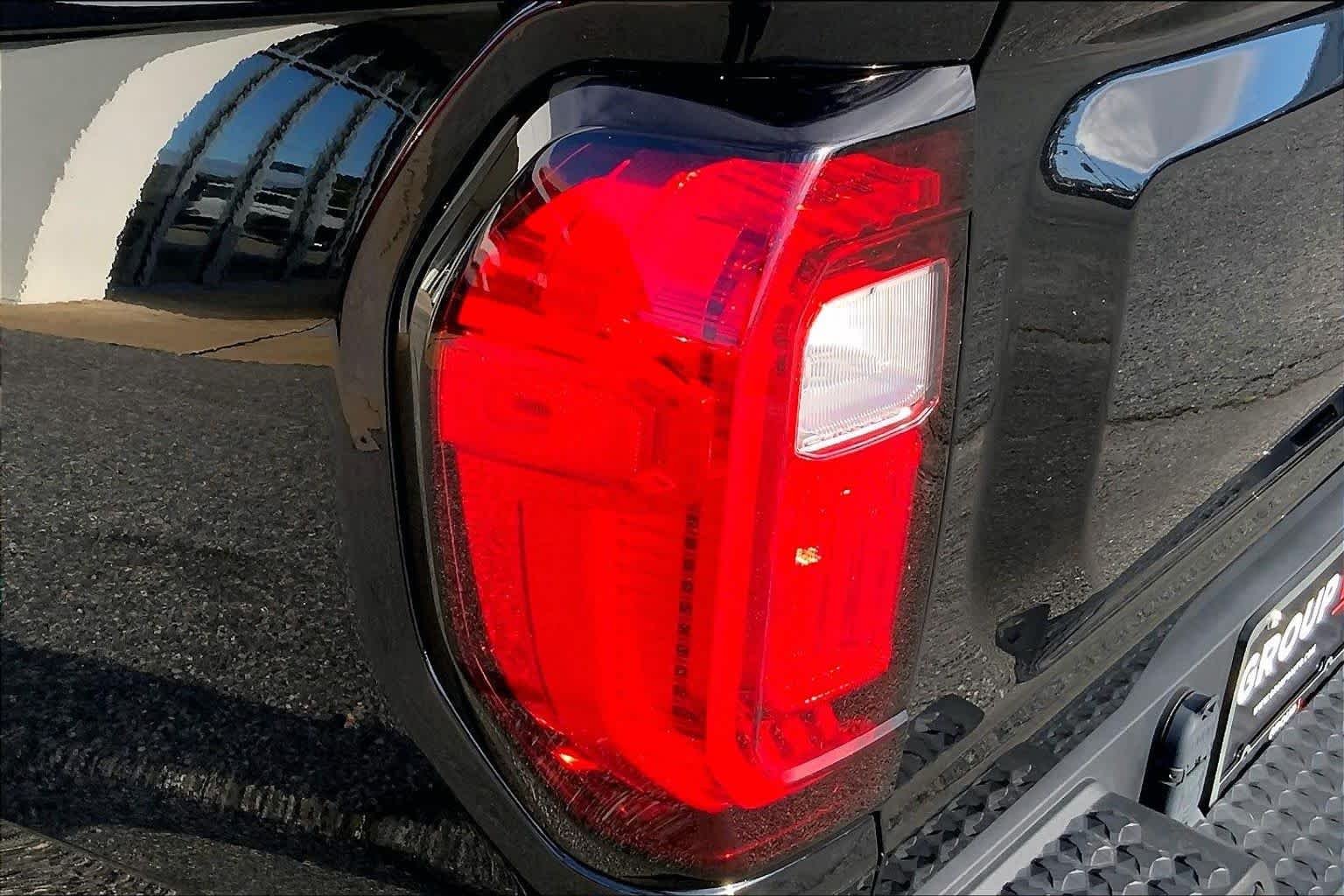 Used 2023 Onyx Black GMC 2WD Elevation image 25