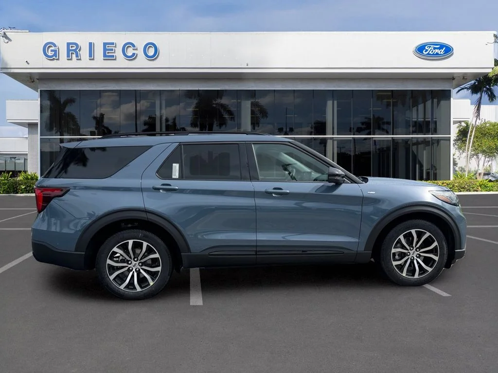 New 2026 Vapor Blue Metallic Ford ST-Line image 8
