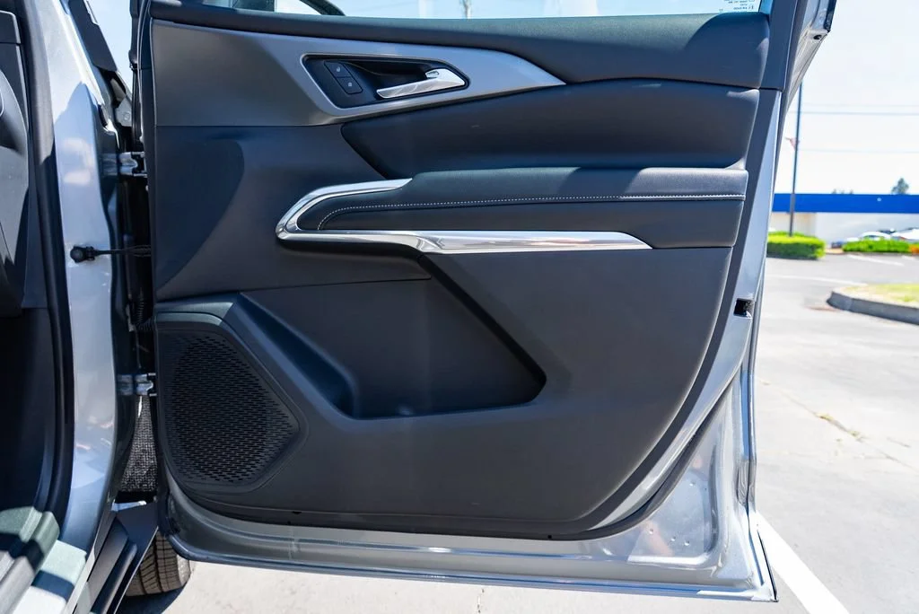 New 2026 Sterling Gray Metallic Chevrolet LT image 29