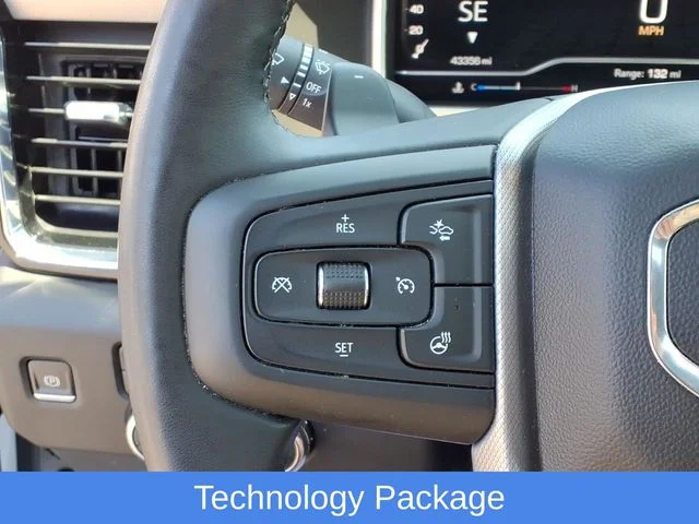 Used 2024 White GMC Denali image 17