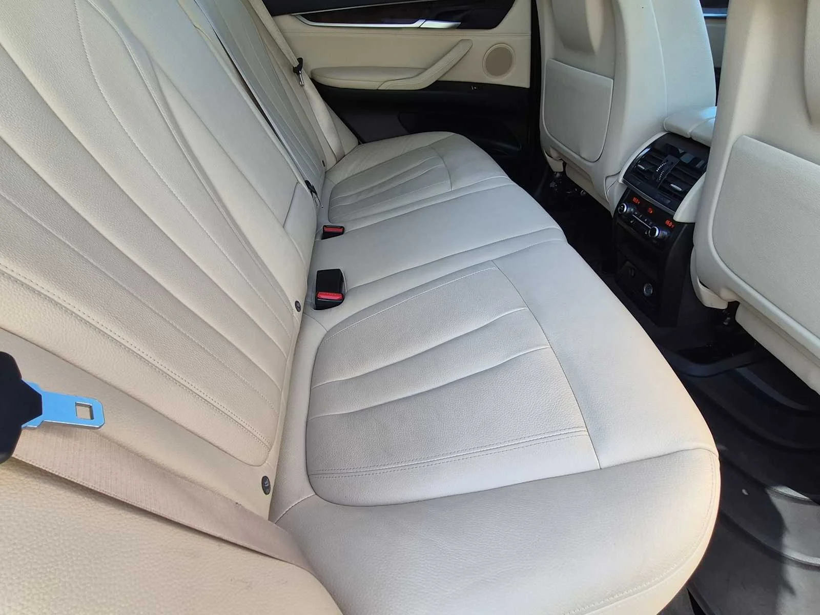 Used 2016 Alpine White BMW xDrive35i image 22