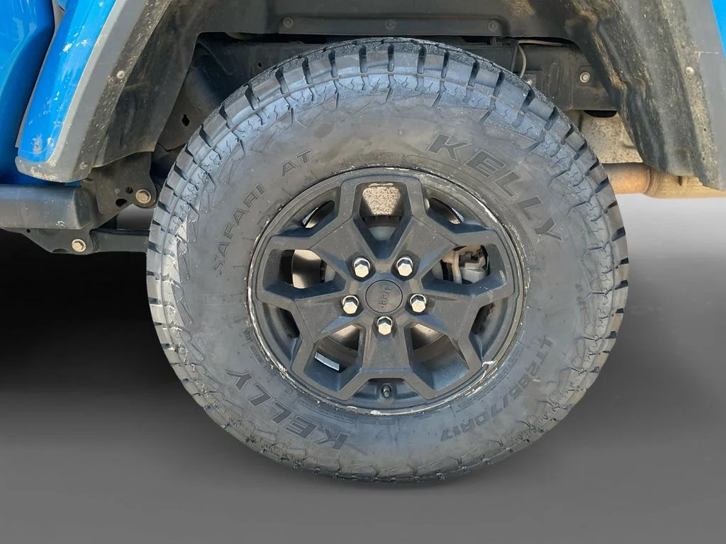Used 2023 Blue Jeep Willys image 8