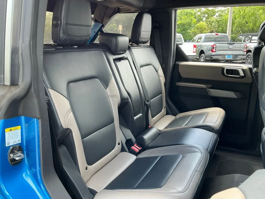 Used 2022 Blue Ford Wildtrak image 23