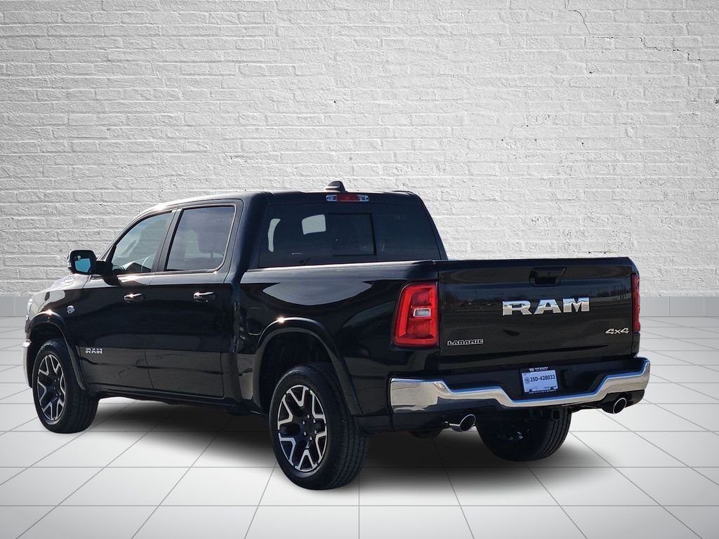 New 2026 Diamond Black Crystal Pearl-Coat Exterior Paint RAM Laramie image 3