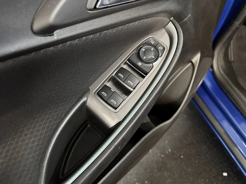 Used 2023 Blue Chevrolet LT image 16