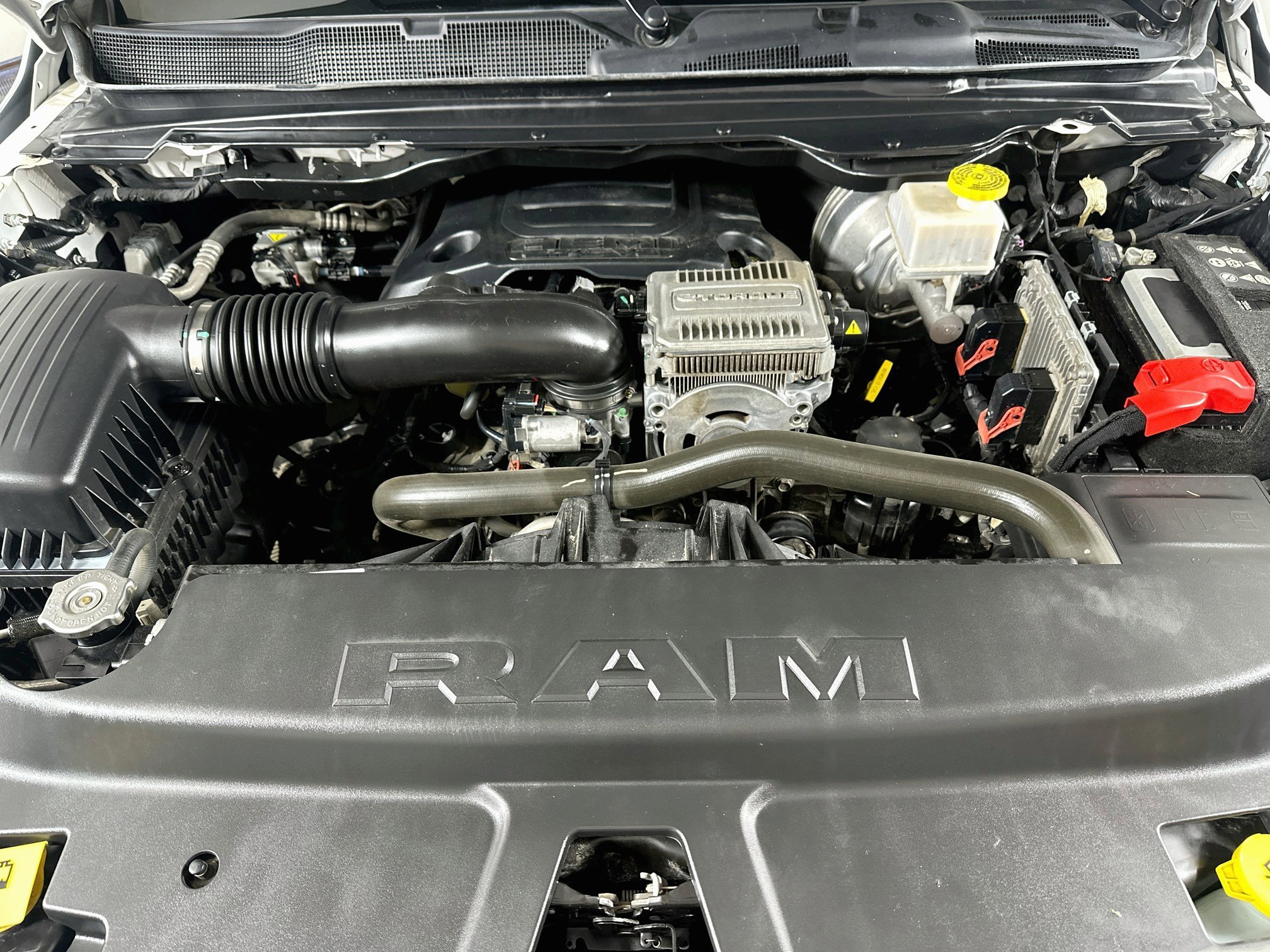Used 2022 Bright White Clearcoat Ram Big Horn image 27