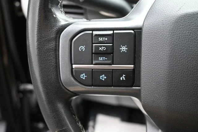 Certified Used 2023 Avalanche Ford XLT image 12