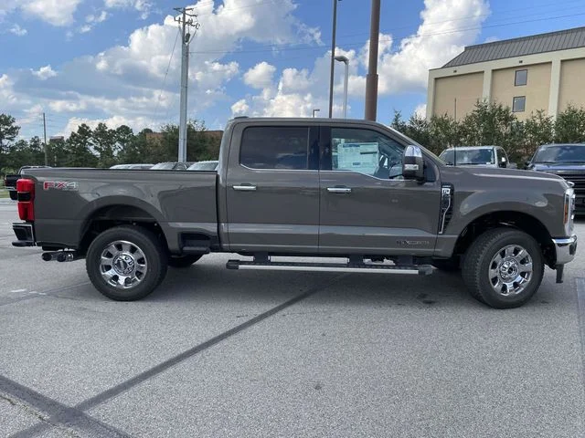 New 2026 Marsh Gray Ford Lariat image 2
