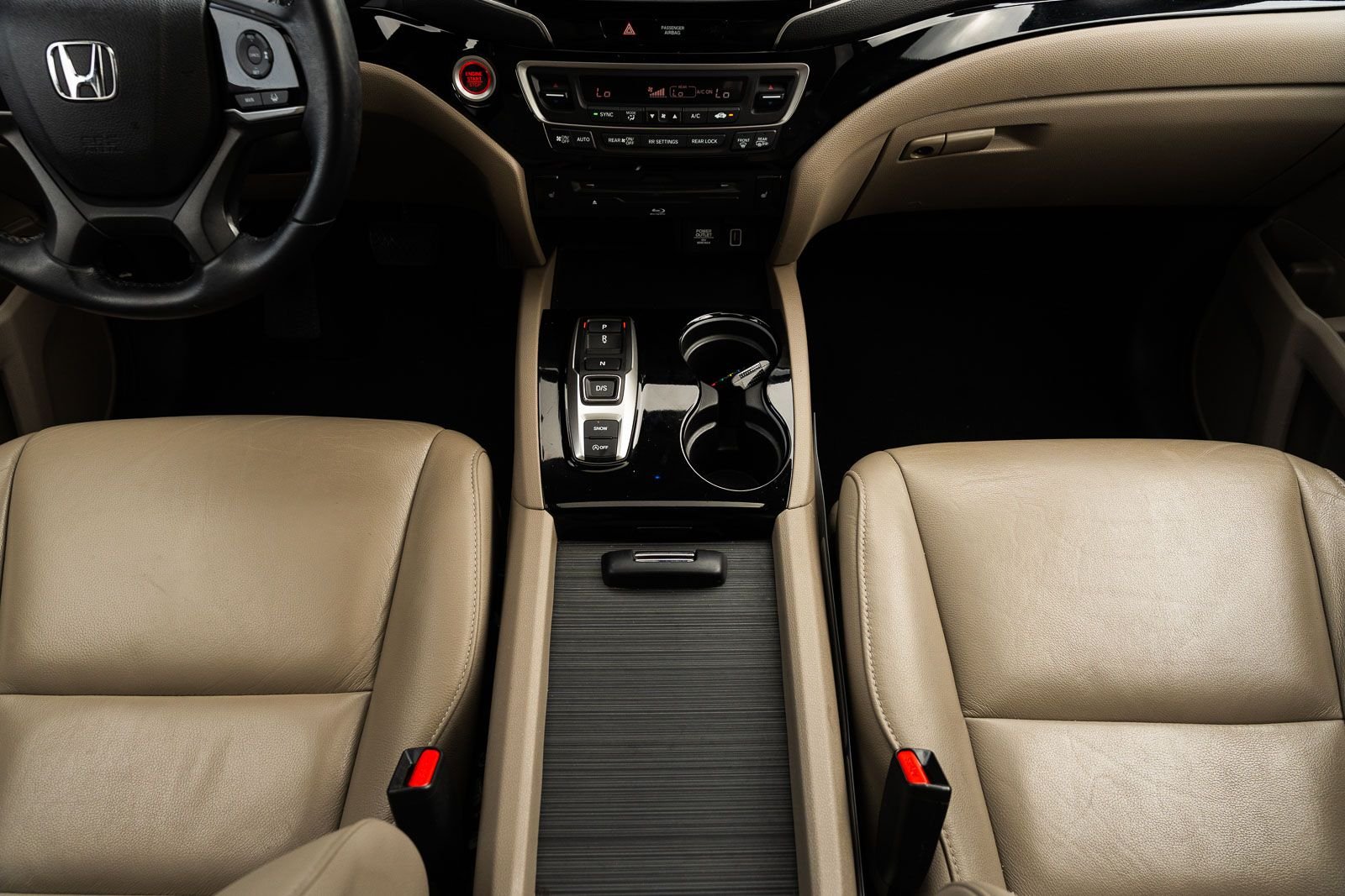 2021 Honda Pilot Touring - Photo 32