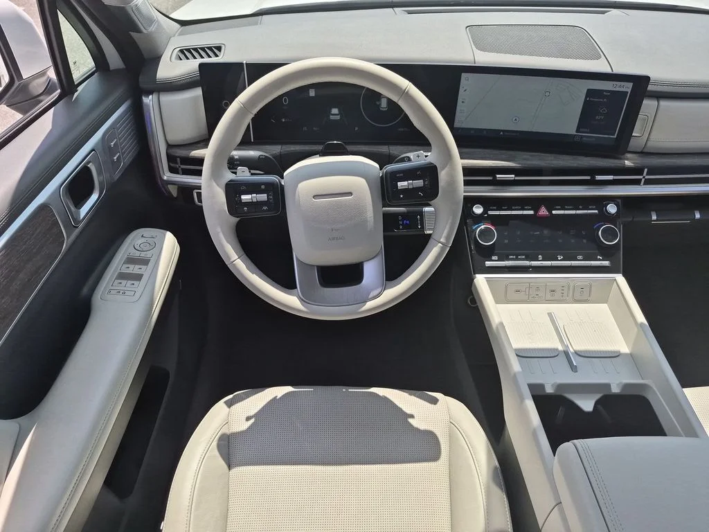 Used 2024 White Hyundai Limited image 29