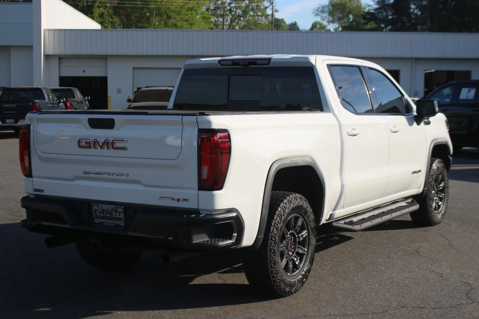 Used 2024 Summit White GMC AT4X image 7