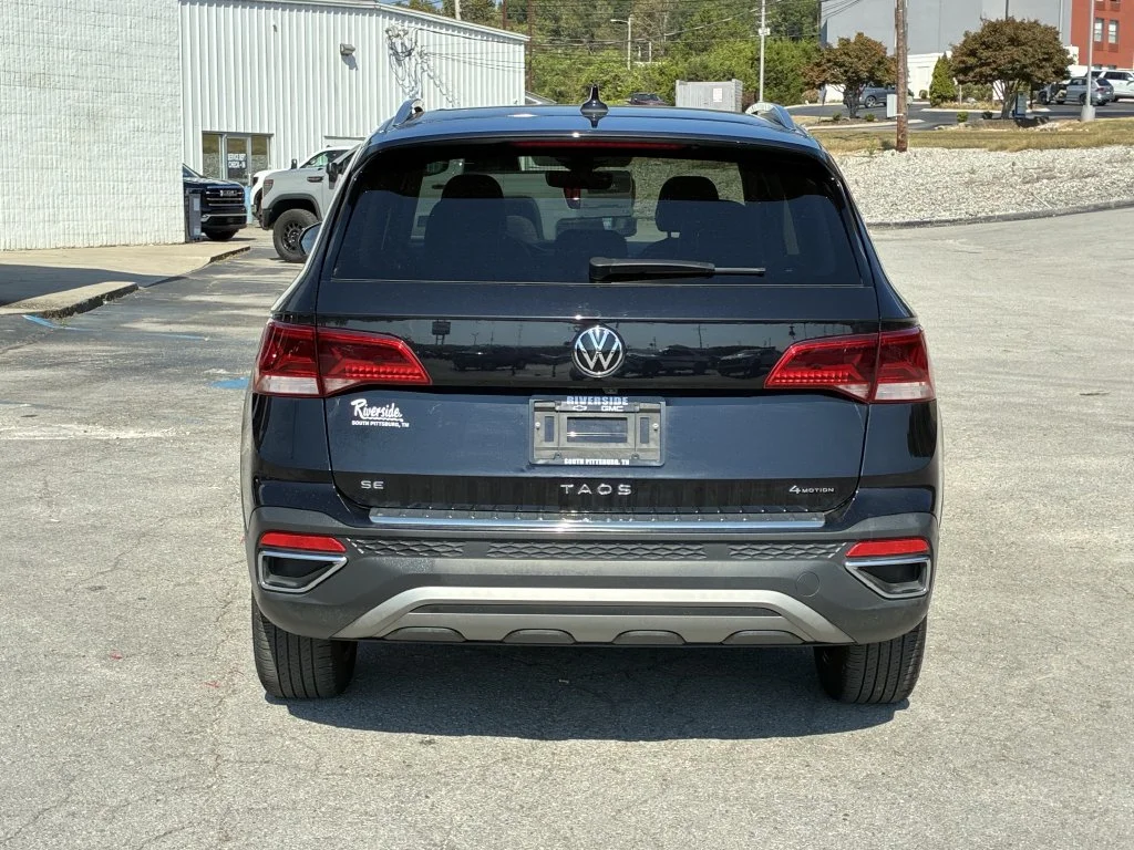 Used 2024  Volkswagen 1.5T SE image 8