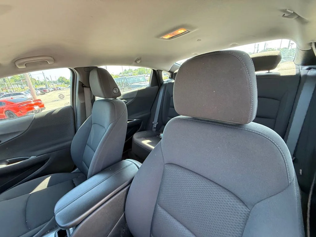 Used 2023 Gray Chevrolet LT image 13